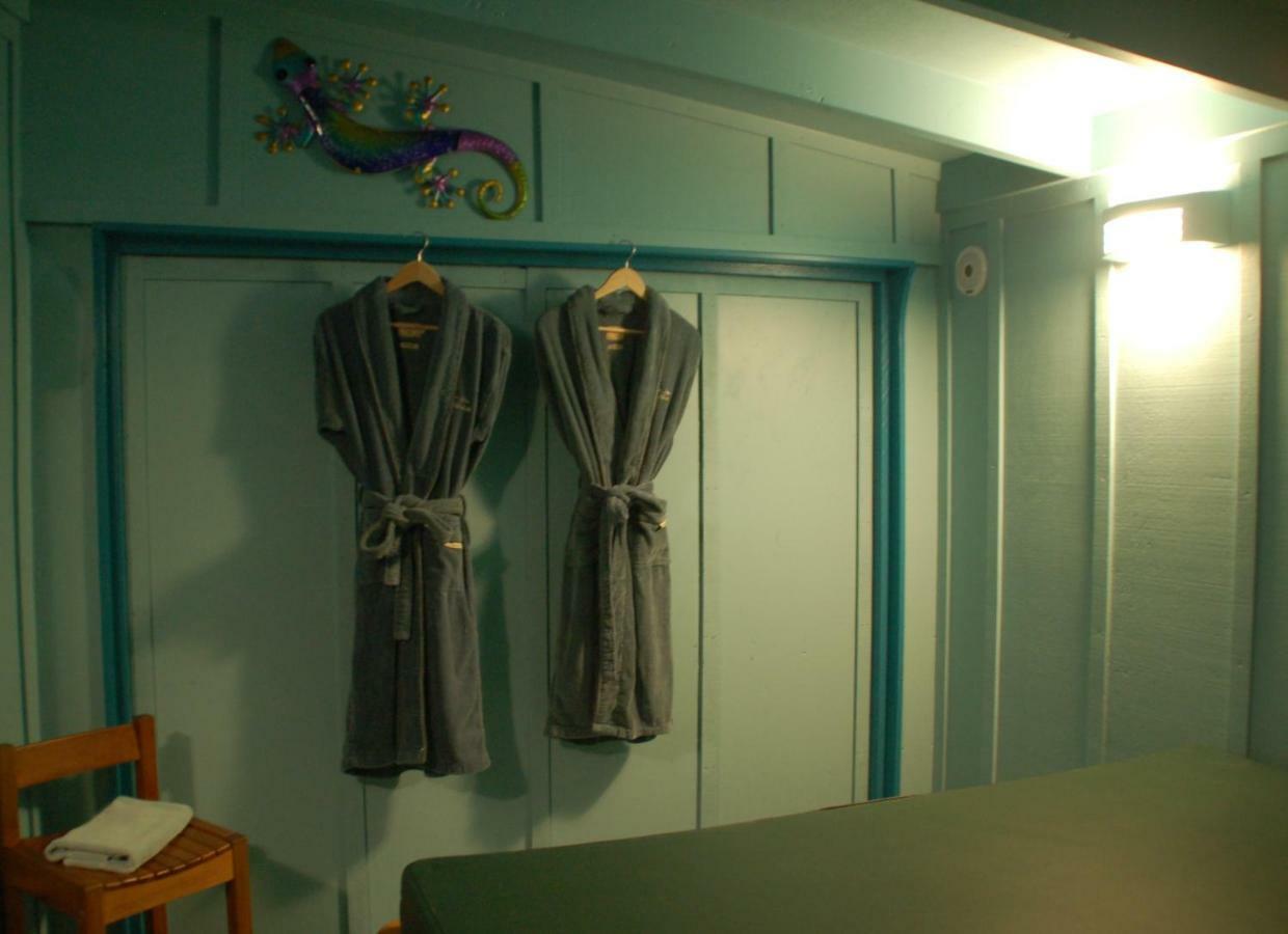 Kohinui Glade Holiday Cottage Parua Bay المظهر الخارجي الصورة
